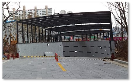 주차장출입구